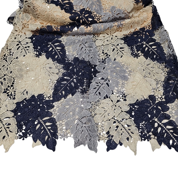 Adelyn Rae Palm Crochet Lace Blue V-Neck Flutter Sleeve Midi Size Dress Size S - Picture 7 of 15